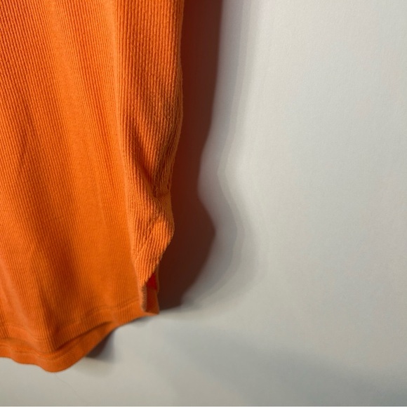 Old Navy Active Girls Orange Outfit, Sz L 10/12 High-Rise Bike Shorts Ribbed Tee - Picture 4 of 12